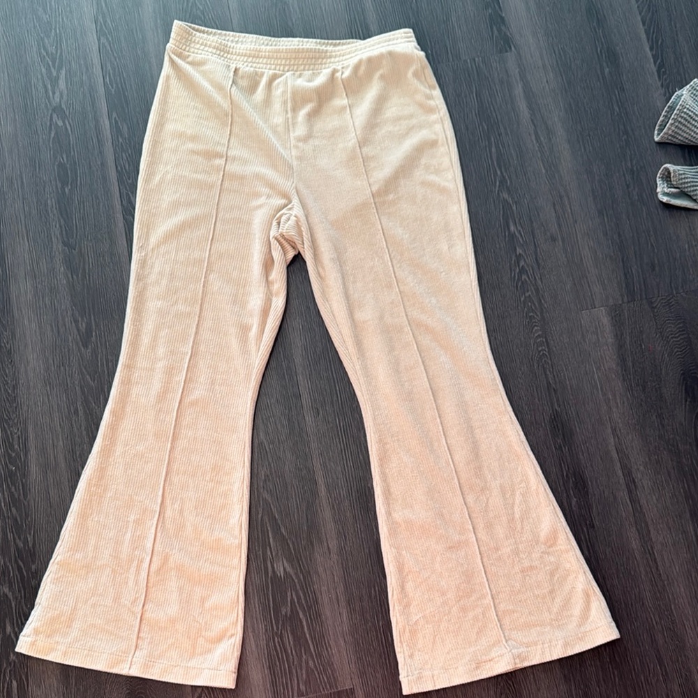 Aerie Cream Flared Pants